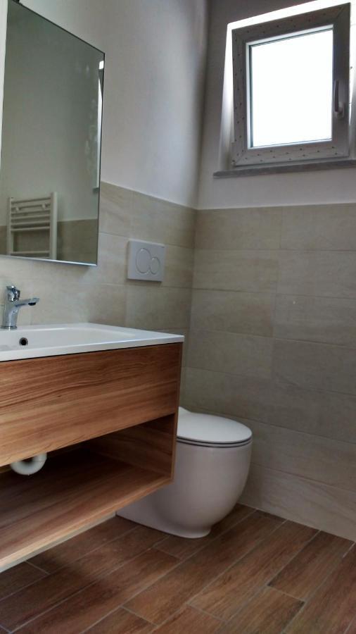 Bed and Breakfast La Vie Est Belle Finale Ligure Exterior foto